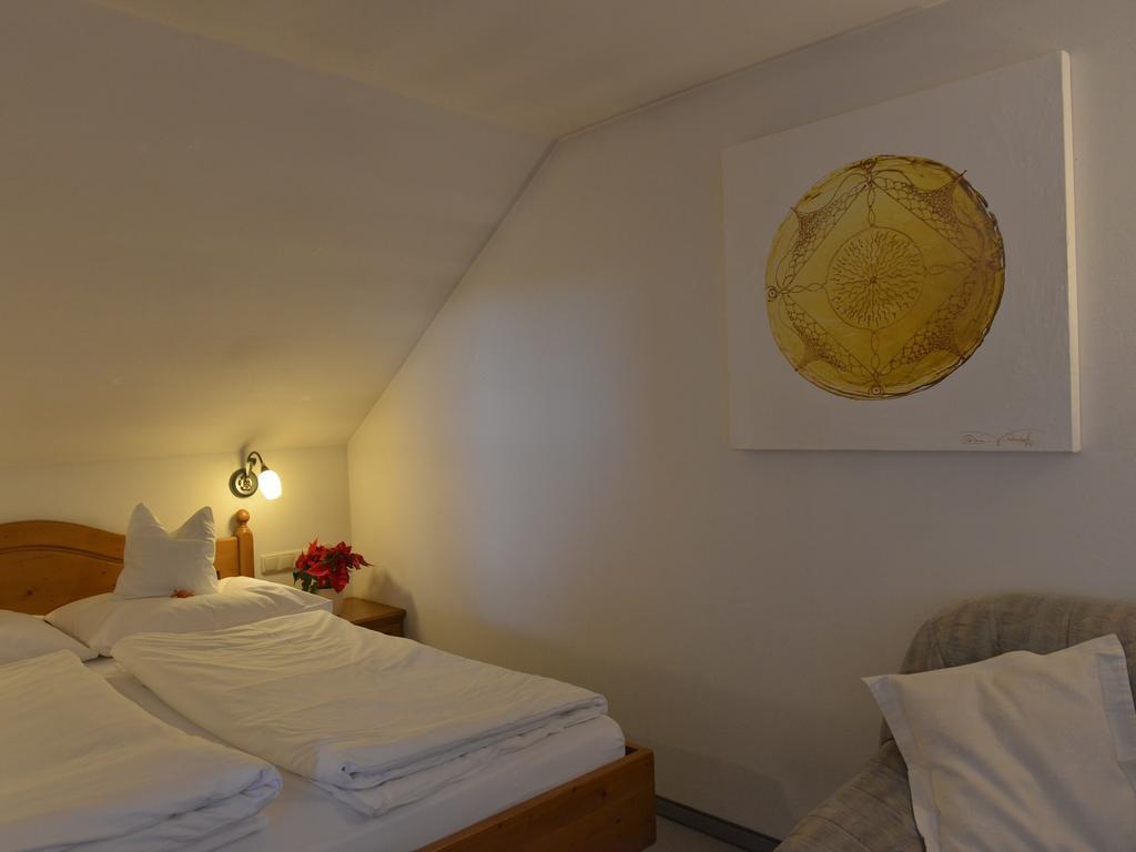 ホテルLandhaus Kennerknecht Kur Und Ferien オーバーシュタウフェン 部屋 写真