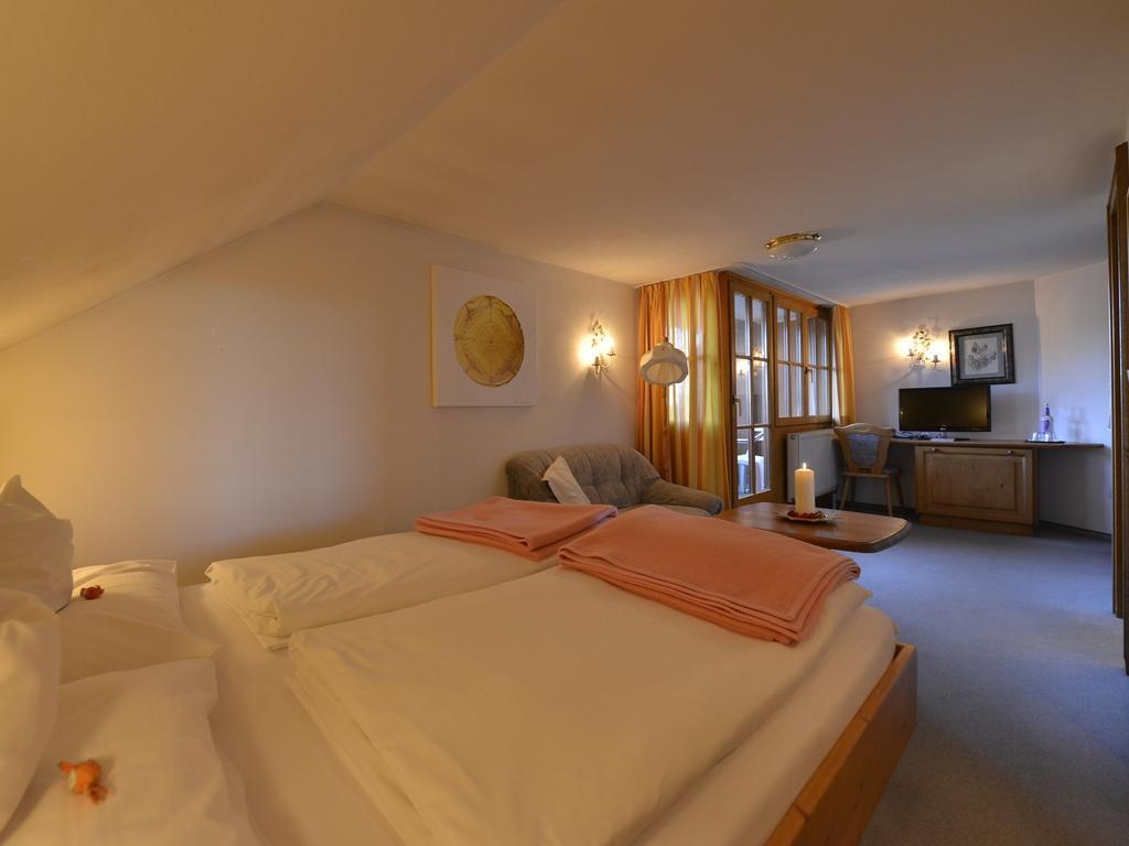 ホテルLandhaus Kennerknecht Kur Und Ferien オーバーシュタウフェン 部屋 写真